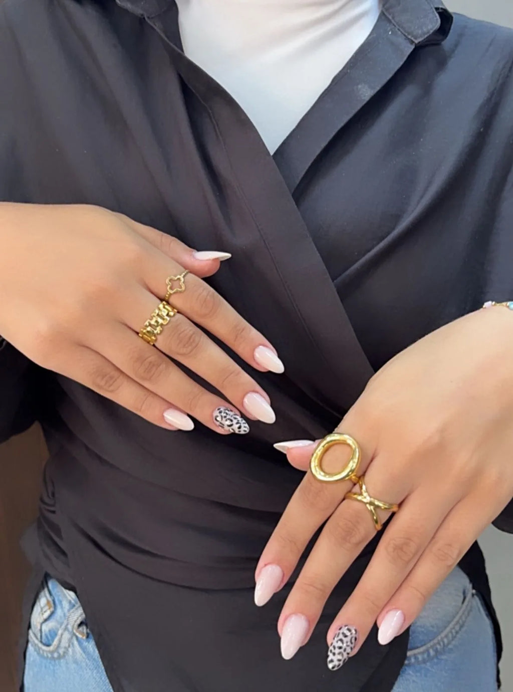 Perfect French Unique Stone Gel swatch