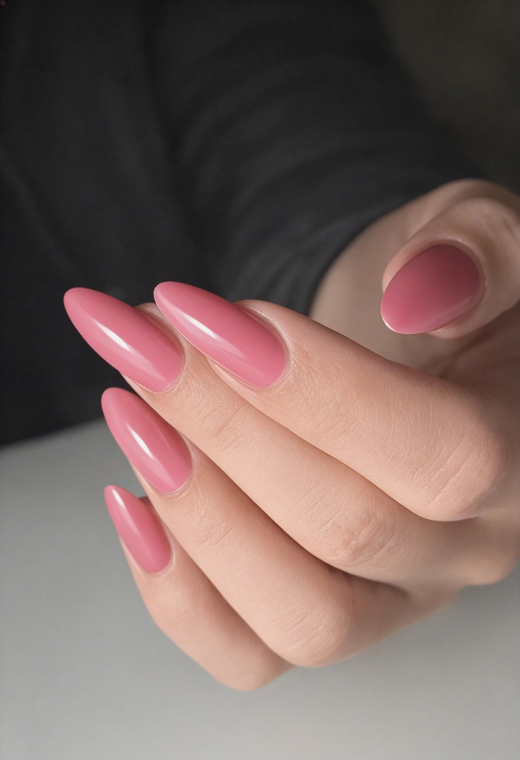 fuchsia-sapphire hand