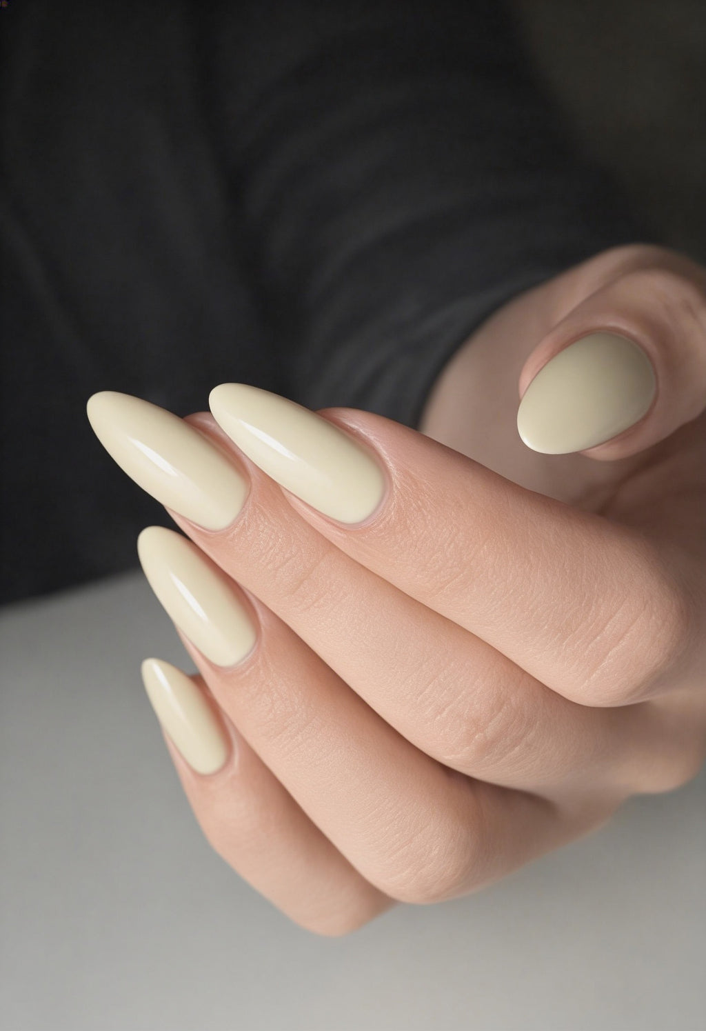 amber-whisper hand
