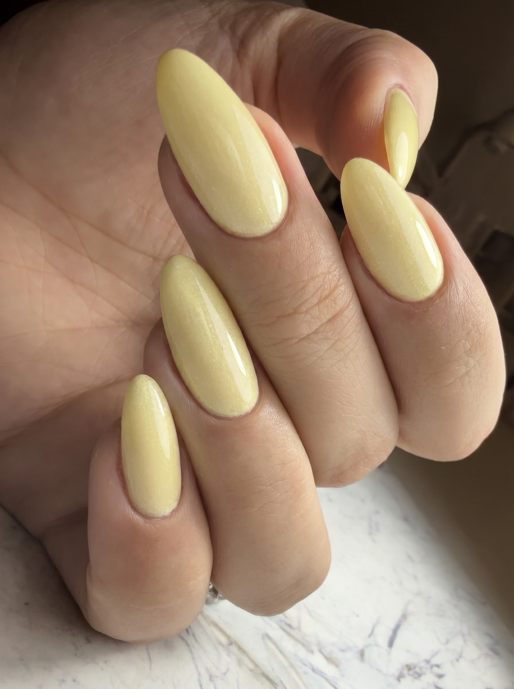 Yellow Glimmer on nails